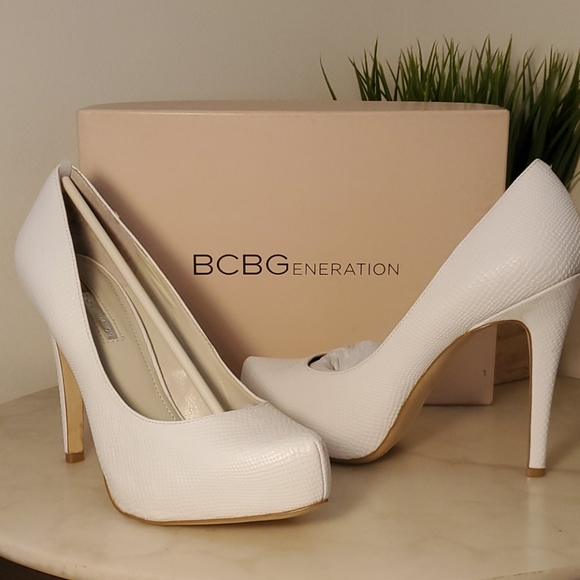 Bcbgeneration Heels - Picture 1 of 4